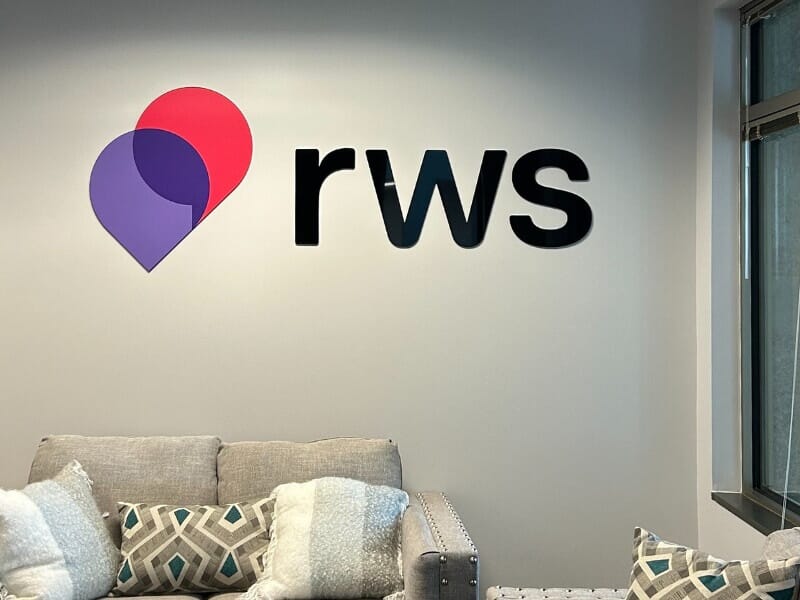 Interior Décor & Signage